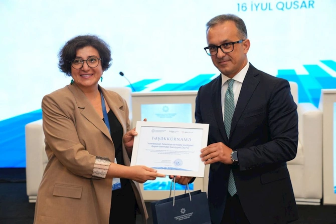 Dezinformasiya şəraitində cəmiyyətin dəqiq və obyektiv məlumatla təminatı xüsusi əhəmiyyət daşıyır — FOTOLAR