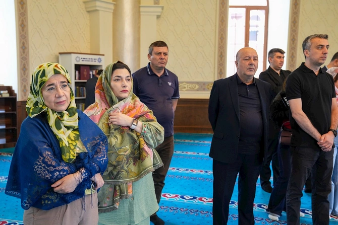 Qubada konfrans iştirakçıları üçün mediatur təşkil edildi — FOTOLAR Qubada konfrans iştirakçıları üçün mediatur təşkil edildi — FOTOLAR