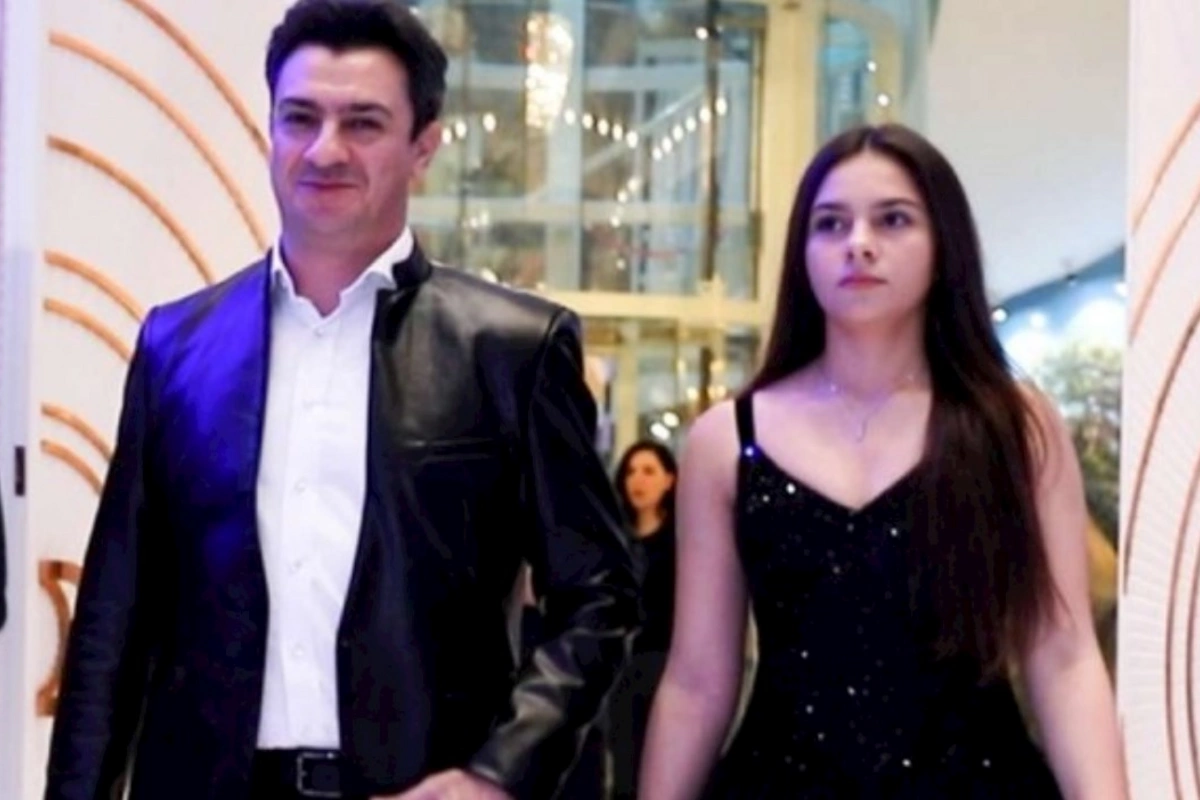 Qızı Əkbər Əlizadəni sevindirdi
