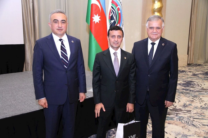 Ölkəmizdə vəkillərin sayı 3000-i ötüb — FOTOLAR