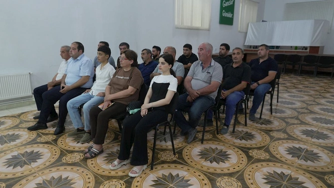 Kürdəmirdə su ehtiyatlarından səmərəli istifadə mövzusundə tədbir keçirildi — FOTOLAR Kürdəmirdə su ehtiyatlarından səmərəli istifadə mövzusundə tədbir keçirildi — FOTOLAR