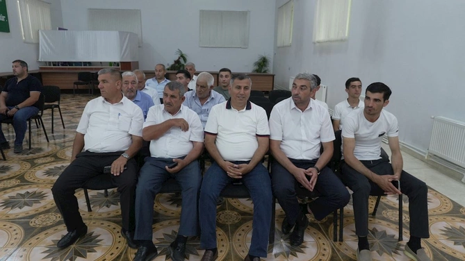 Kürdəmirdə su ehtiyatlarından səmərəli istifadə mövzusundə tədbir keçirildi — FOTOLAR Kürdəmirdə su ehtiyatlarından səmərəli istifadə mövzusundə tədbir keçirildi — FOTOLAR
