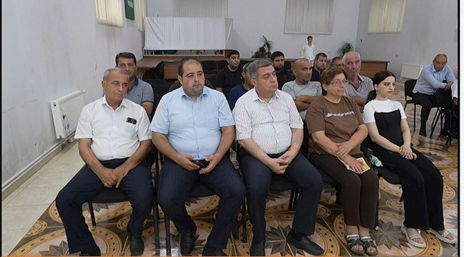 Kürdəmirdə su ehtiyatlarından səmərəli istifadə mövzusundə tədbir keçirildi — FOTOLAR Kürdəmirdə su ehtiyatlarından səmərəli istifadə mövzusundə tədbir keçirildi — FOTOLAR