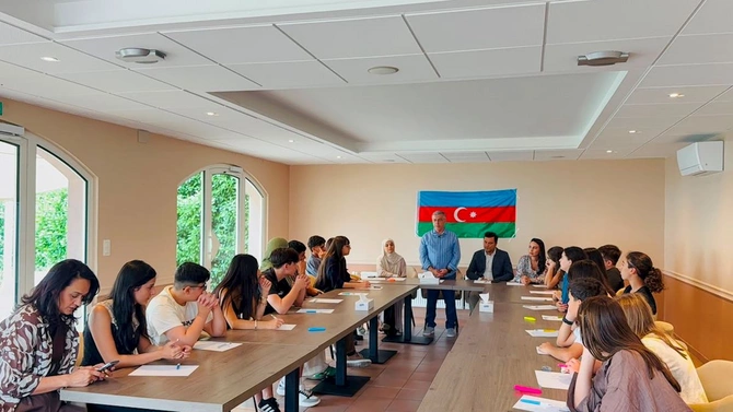 Şəhid övladları Fransada — FOTOLAR