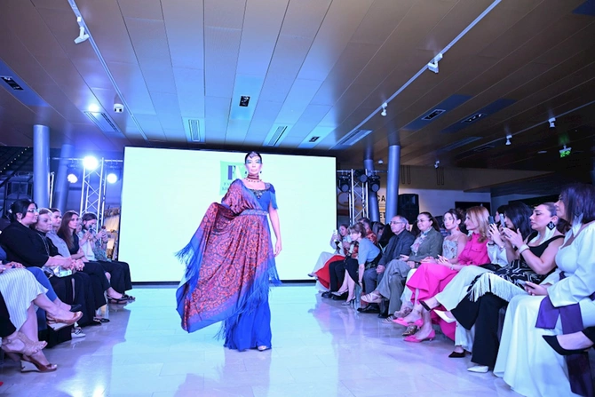 Alyona Əliyeva Milli Xalça Muzeyində moda nümayişi tədbirində — FOTOLAR