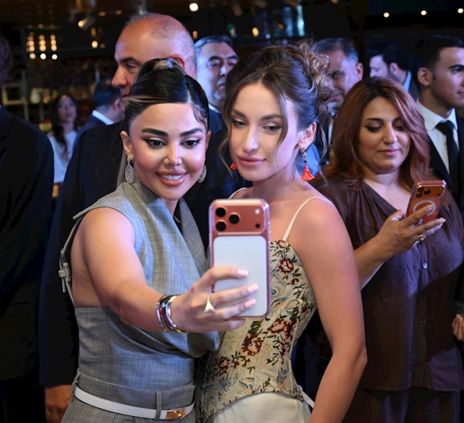 Alyona Əliyeva Milli Xalça Muzeyində moda nümayişi tədbirində — FOTOLAR