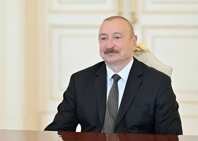 İlham Əliyev türkiyəli naziri qəbul etdi — FOTOLAR