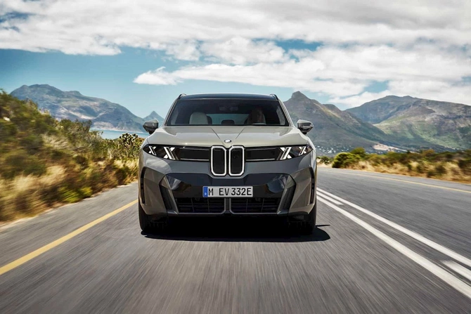 Yeni x5 təqdim edildi — VİDEO Yeni x5 təqdim edildi — VİDEO