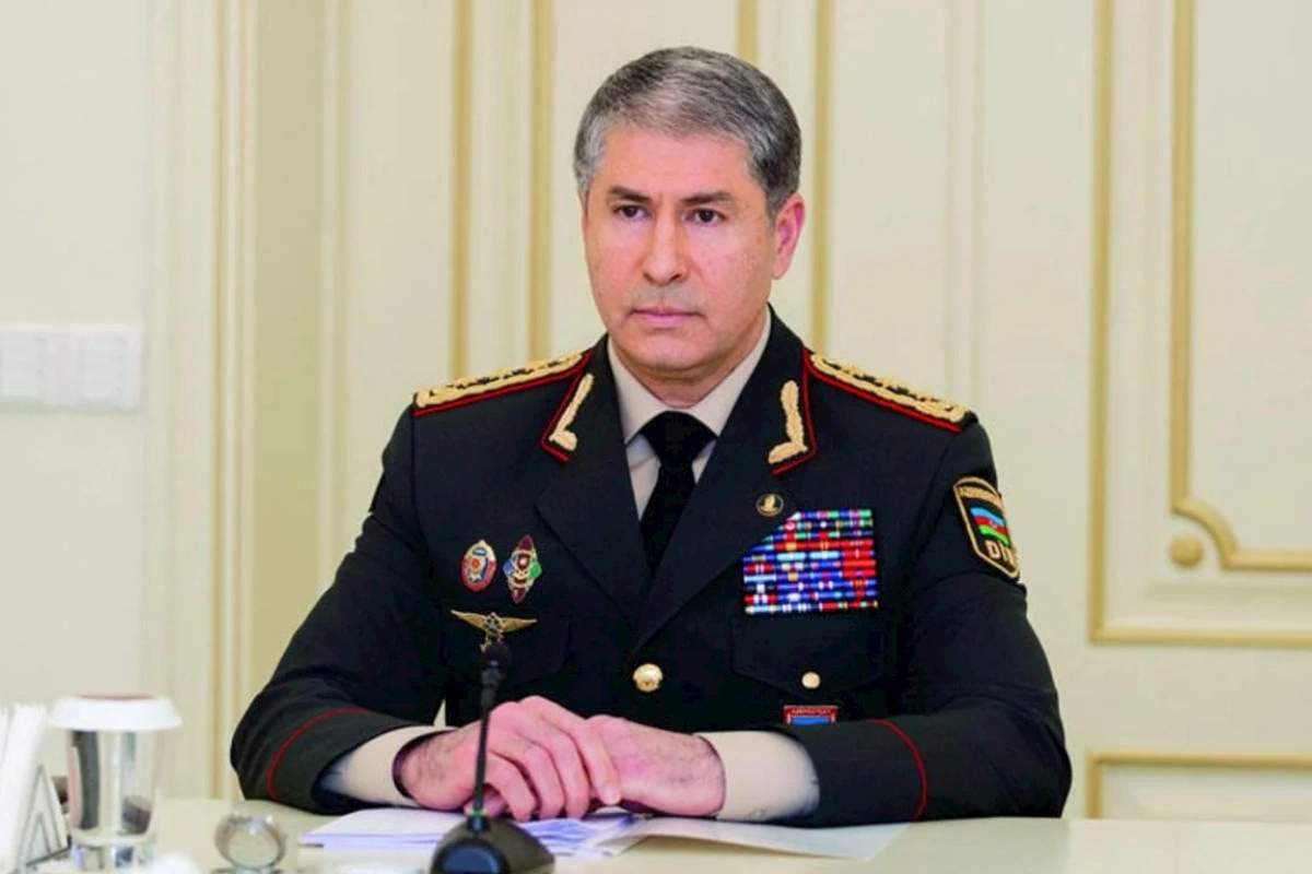Vilayət Eyvazov daxili işlər orqanlarının şəxsi heyətini Polis Günü münasibətilə təbrik edib