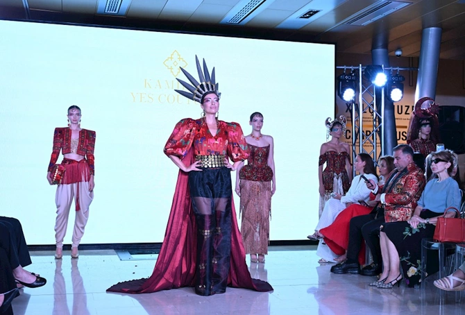Alyona Əliyeva Milli Xalça Muzeyində moda nümayişi tədbirində — FOTOLAR