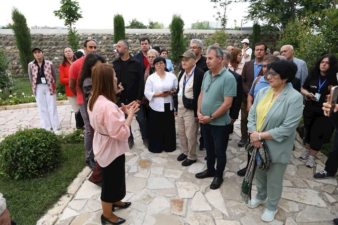 Türk Dünyası Həftəsi çərçivəsində beynəlxalq konqres iştirakçıları Ağdamda oldular — FOTOLAR