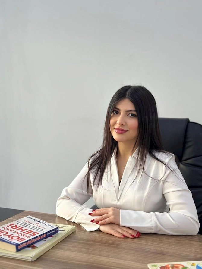 Qadına qarşı ictimai zorakılıq: İnsanlar niyə müdaxilə etmir? — Psixoloq açıqladı