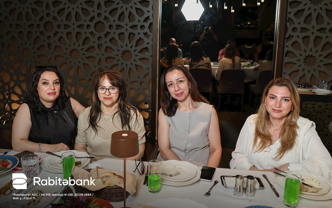 Rabitəbank Milli Mətbuat Günü münasibətilə media nümayəndələri ilə görüş keçirib — FOTOLAR Rabitəbank Milli Mətbuat Günü münasibətilə media nümayəndələri ilə görüş keçirib — FOTOLAR
