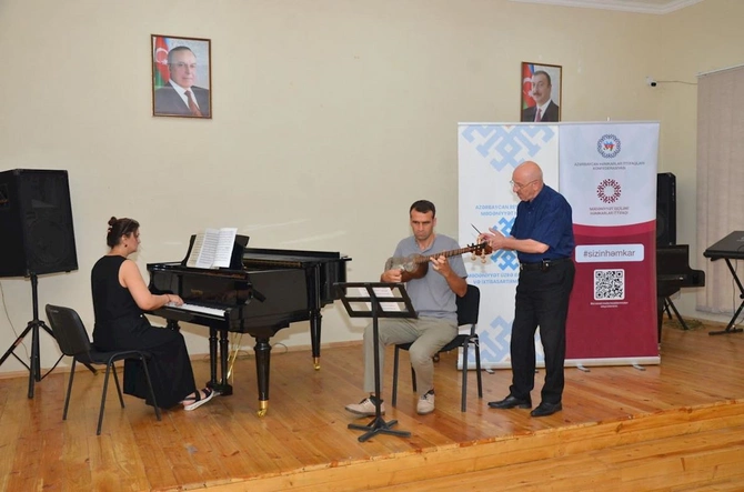 İnkişafyönümlü təlimlər davam edir — FOTOLAR İnkişafyönümlü təlimlər davam edir — FOTOLAR