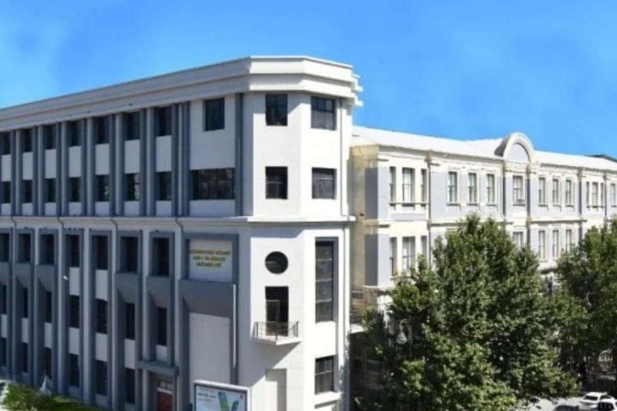 Gələcəyin rəhbərləri üçün ideal seçim — ADNSU Biznes Məktəbinin MBA proqramının üstünlükləri (FOTOLAR)