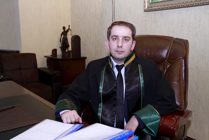 Bu şəxslər adlarını heç vaxt dəyişə bilməz — Vəkil açıqladı Bu şəxslər adlarını heç vaxt dəyişə bilməz — Vəkil açıqladı