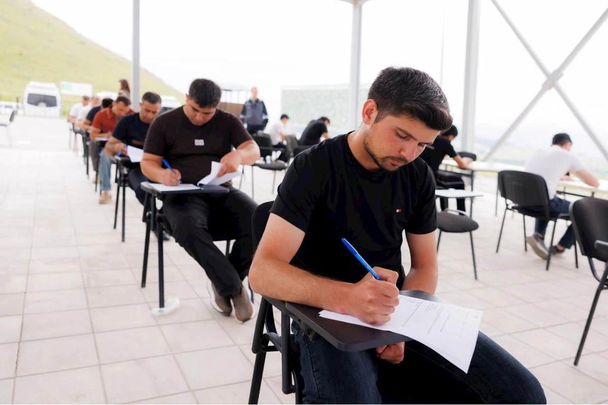 “AzerGold” QSC-də işə qəbulla bağlı növbəti kütləvi test imtahanı keçirilib — FOTOLAR