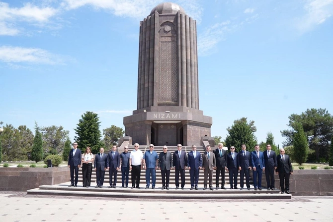 Özbəkistan Baş prokuroru Kəlbəcər və Gəncədə olub — FOTOLAR