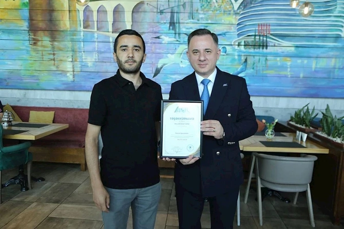 AQC Milli Mətbuat Günündə media nümayəndələri ilə görüş keçirib — FOTOLAR AQC Milli Mətbuat Günündə media nümayəndələri ilə görüş keçirib — FOTOLAR