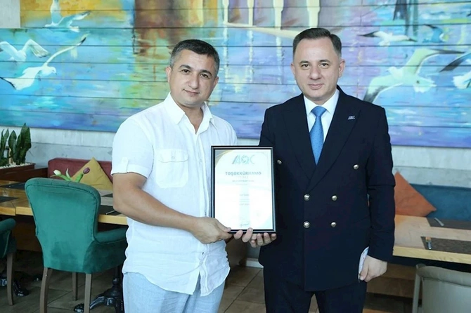 AQC Milli Mətbuat Günündə media nümayəndələri ilə görüş keçirib — FOTOLAR AQC Milli Mətbuat Günündə media nümayəndələri ilə görüş keçirib — FOTOLAR