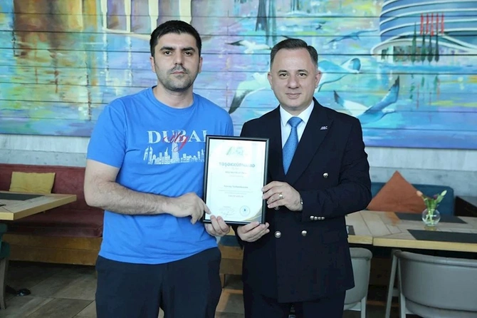 AQC Milli Mətbuat Günündə media nümayəndələri ilə görüş keçirib — FOTOLAR AQC Milli Mətbuat Günündə media nümayəndələri ilə görüş keçirib — FOTOLAR