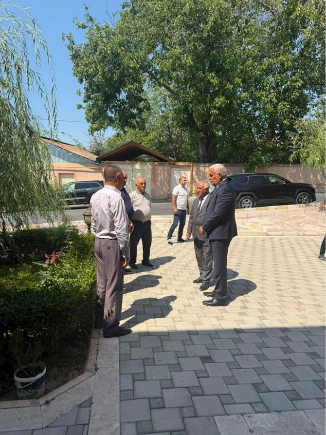 Milli Məclisin deputatı Vüqar Rəhimzadə Ordubadda seçiciləri ilə növbəti görüşünü keçirib — FOTOLAR Milli Məclisin deputatı Vüqar Rəhimzadə Ordubadda seçiciləri ilə növbəti görüşünü keçirib — FOTOLAR