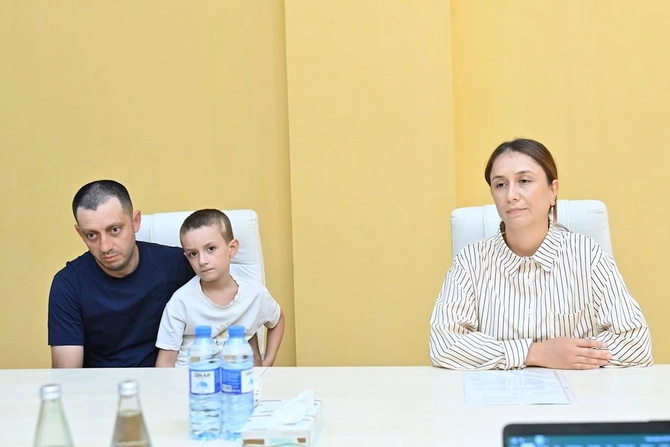Emin Əmrullayev Saatlıda vətəndaşları qəbul etdi — FOTOLAR