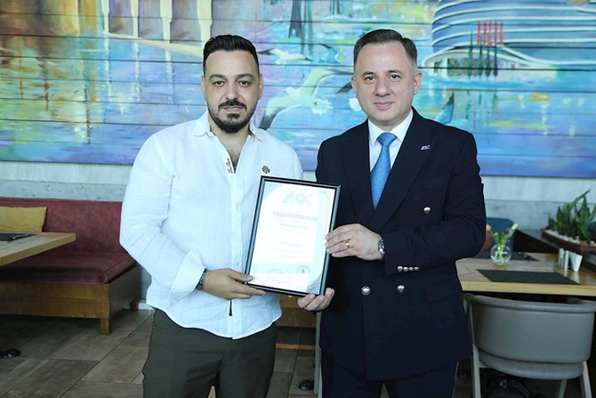 AQC Milli Mətbuat Günündə media nümayəndələri ilə görüş keçirib — FOTOLAR AQC Milli Mətbuat Günündə media nümayəndələri ilə görüş keçirib — FOTOLAR