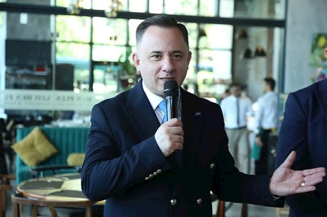 AQC Milli Mətbuat Günündə media nümayəndələri ilə görüş keçirib — FOTOLAR AQC Milli Mətbuat Günündə media nümayəndələri ilə görüş keçirib — FOTOLAR
