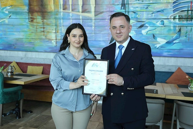 AQC Milli Mətbuat Günündə media nümayəndələri ilə görüş keçirib — FOTOLAR AQC Milli Mətbuat Günündə media nümayəndələri ilə görüş keçirib — FOTOLAR