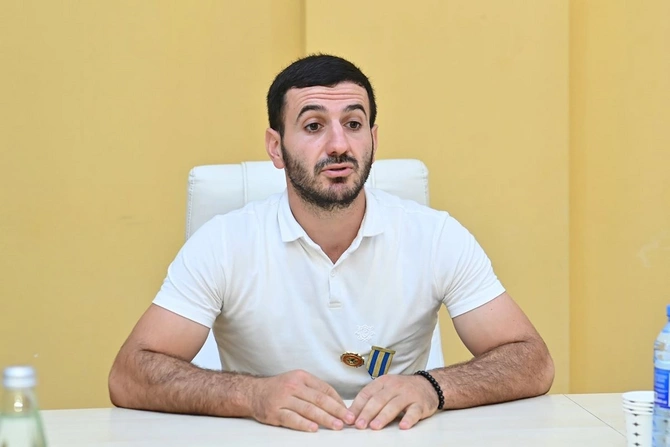 Emin Əmrullayev Saatlıda vətəndaşları qəbul etdi — FOTOLAR