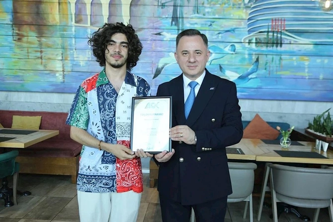AQC Milli Mətbuat Günündə media nümayəndələri ilə görüş keçirib — FOTOLAR AQC Milli Mətbuat Günündə media nümayəndələri ilə görüş keçirib — FOTOLAR