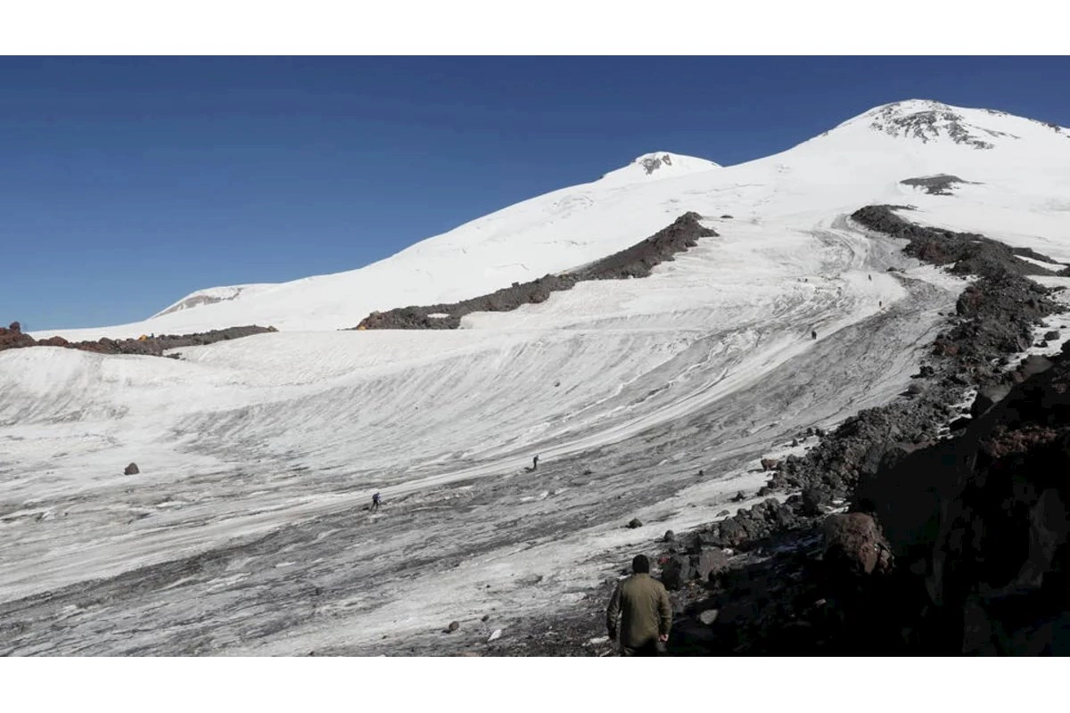 Elbrus dağına çıxan 5 alpinist ölüb