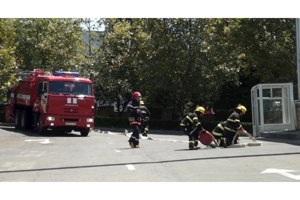 FHN-in Dövlət Yanğından Mühafizə Xidməti yanğın-taktiki təlim təşkil edib — FOTOLAR