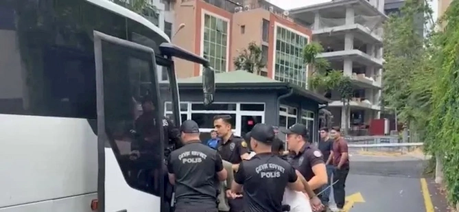 Blok3ə qarşı sui-qəsd planı iddiası: 7 şübhəli həbs olundu — FOTOLAR