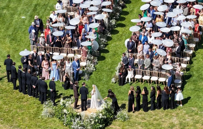 Məşhur Hollivud ulduzları evləndi — FOTOLAR Məşhur Hollivud ulduzları evləndi — FOTOLAR