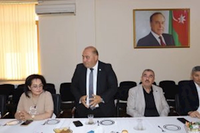 YAP Səbail rayon təşkilatında qeyri-hökumət təşkilatları ilə birgə tədbir keçirilib — FOTOLAR YAP Səbail rayon təşkilatında qeyri-hökumət təşkilatları ilə birgə tədbir keçirilib — FOTOLAR
