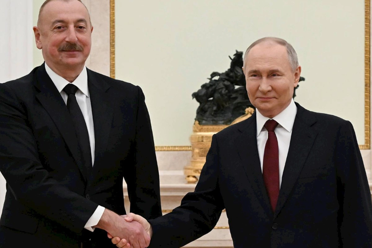 İlham Əliyevlə Putin telefonla danışdı