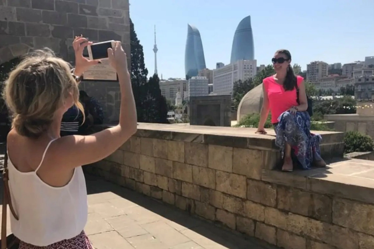Azərbaycanda turist axını bu səbəblərdən azaldı — Açıqlama