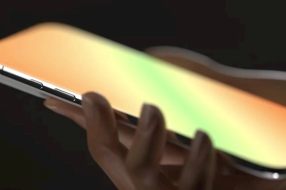 iPhone 20 Pro Maxla bağlı yeni iddialar: Tam şüşə dizayn və 7 düymlük ekran