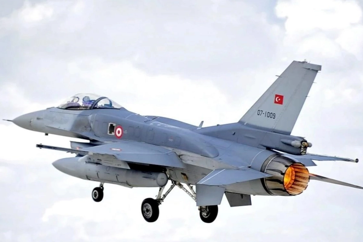 Türkiyə F-16-ları Rusiya sərhədinə göndərdi