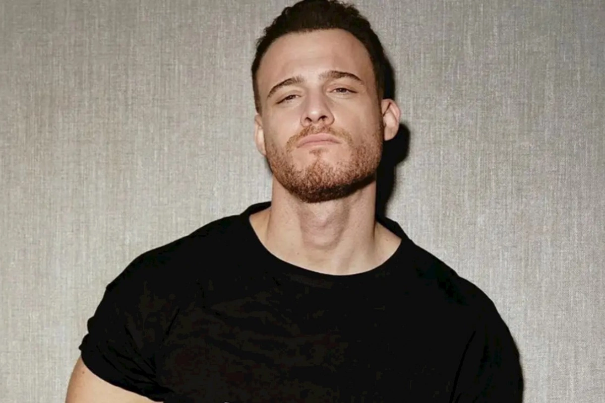Kerem Bursin və başqa 4 tanınmış saxlanıldı