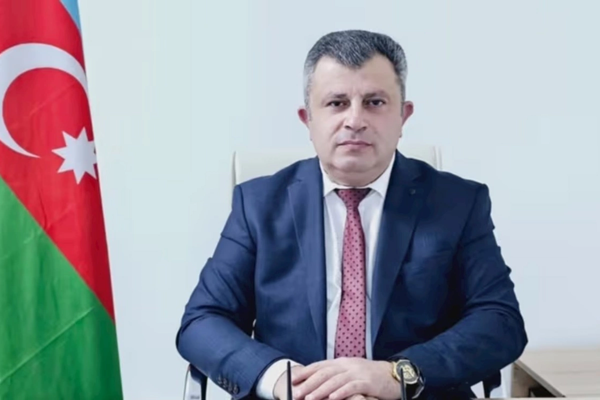 Elnur Azadxanov vəzifəsindən azad olundu