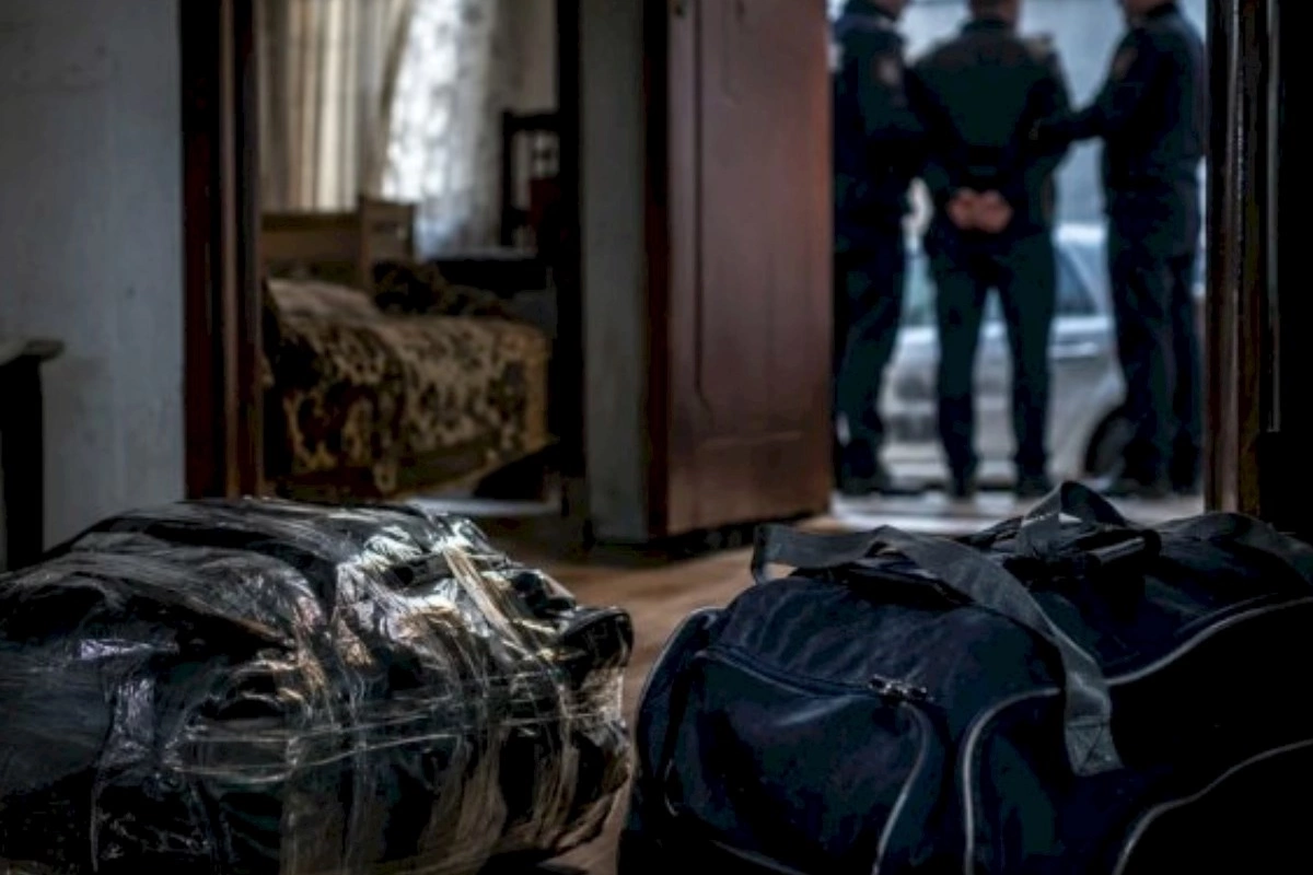 Bakıda törədilən qətllə bağlı yeni detallar: “Haradan bilim ki, çantalarda meyit tikələri var?”