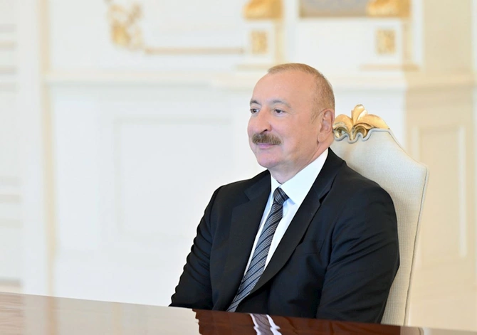 İlham Əliyev Dünya Güləş Birliyinin prezidentini qəbul edib — FOTOLAR İlham Əliyev Dünya Güləş Birliyinin prezidentini qəbul edib — FOTOLAR