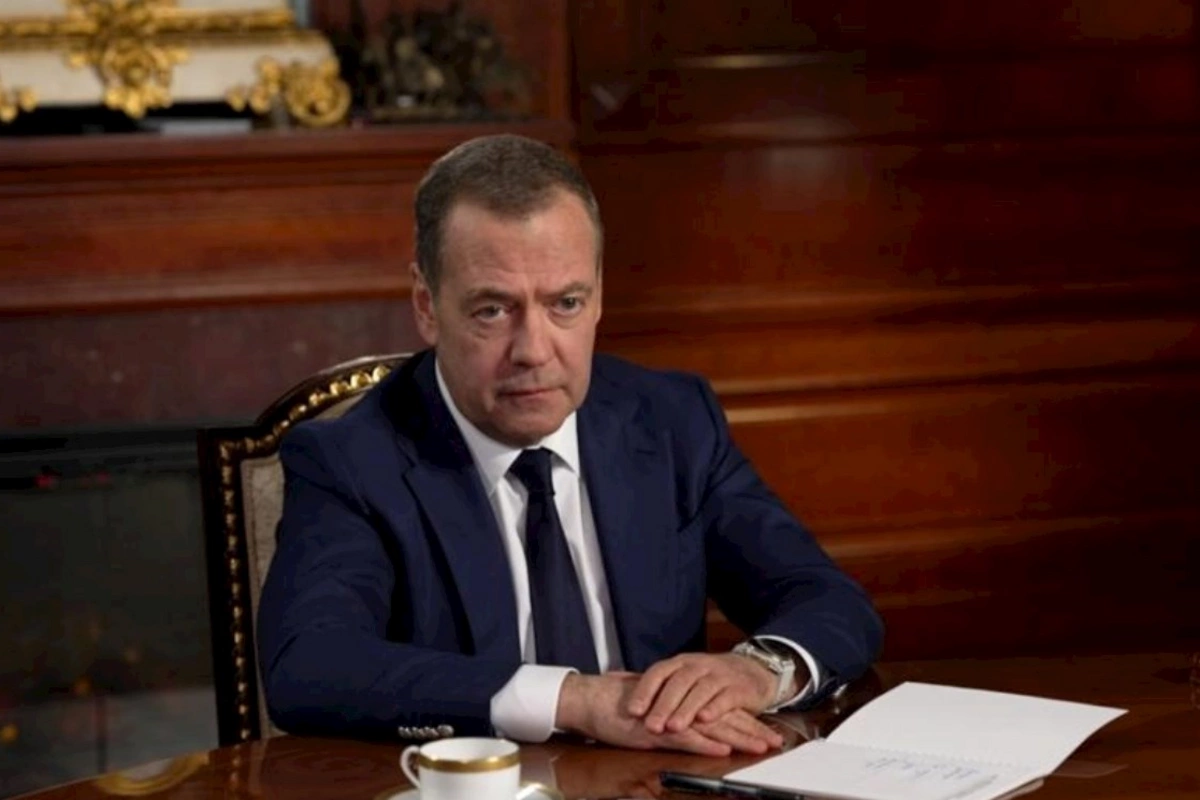 Medvedev: Rusiyanı qoruyub saxlamaq yalnız Ukraynaya qələbə çalmaqla mümkündür