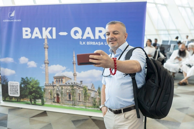 Azərbaycan Hava Yolları Qarsa ilk reysini həyata keçirib — FOTOLAR