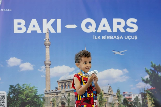 Azərbaycan Hava Yolları Qarsa ilk reysini həyata keçirib — FOTOLAR