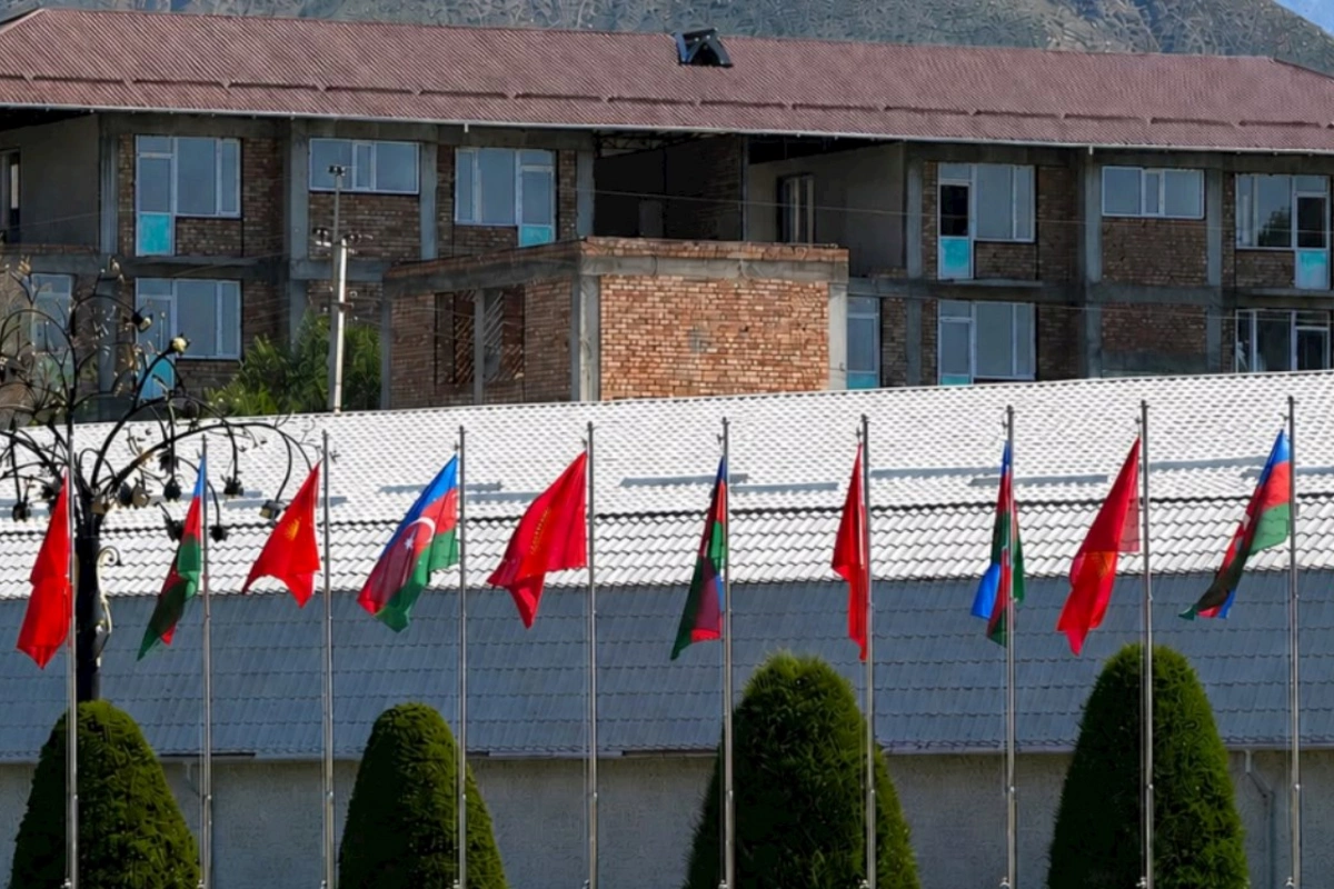 Azərbaycan-Qırğızıstan münasibətləri yeni mərhələdə: müttəfiqlikdən strateji iqtisadi əməkdaşlığa