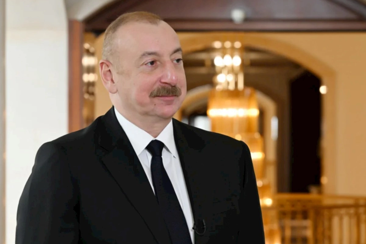 Azərbaycan və Qırğızıstan prezidentlərinin təltifolunma mərasimi keçirilib